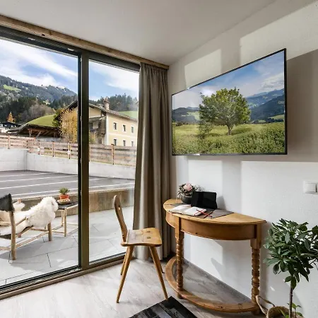 Alpine Homes - Hopfgarten Апартаменты Хопфгартен-им-Бриксенталь