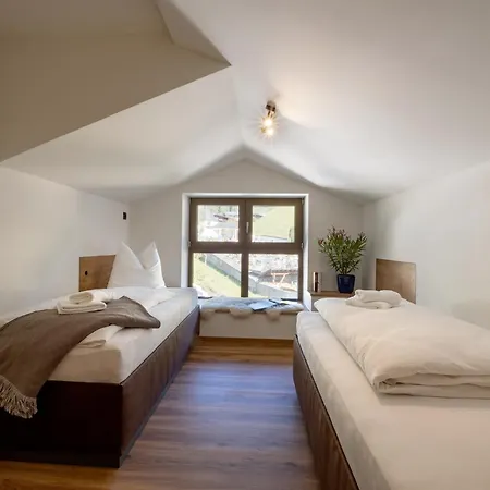 Апартаменты Alpine Homes - Hopfgarten Хопфгартен-им-Бриксенталь