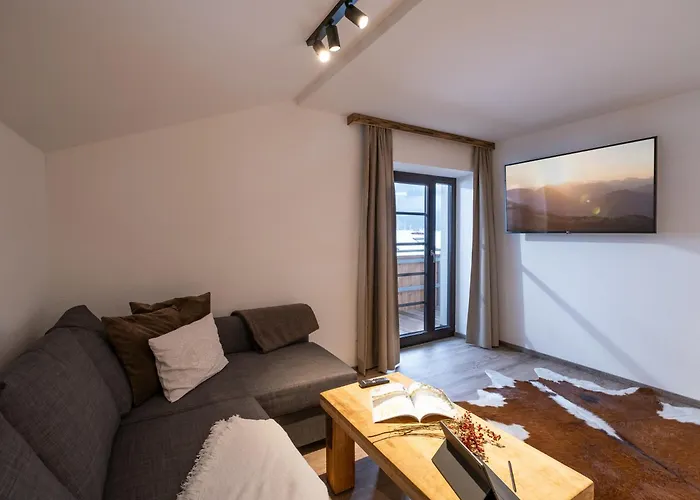 Alpine Homes - Hopfgarten Apartment